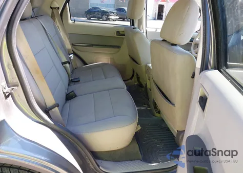 2012 Ford Escape Xlt from USA, damaged, VIN 1FMCU0D71CKC60677